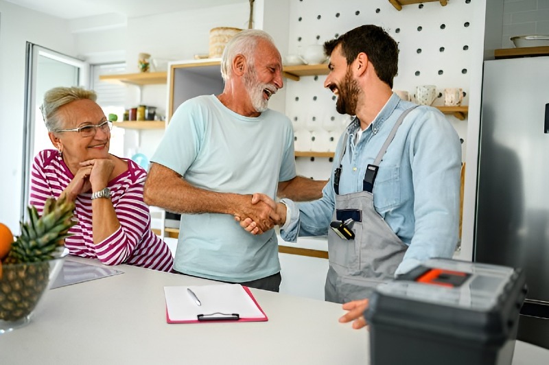 Air Conditioner Service Tips for Thornton, CO During Hot Weather in 80602